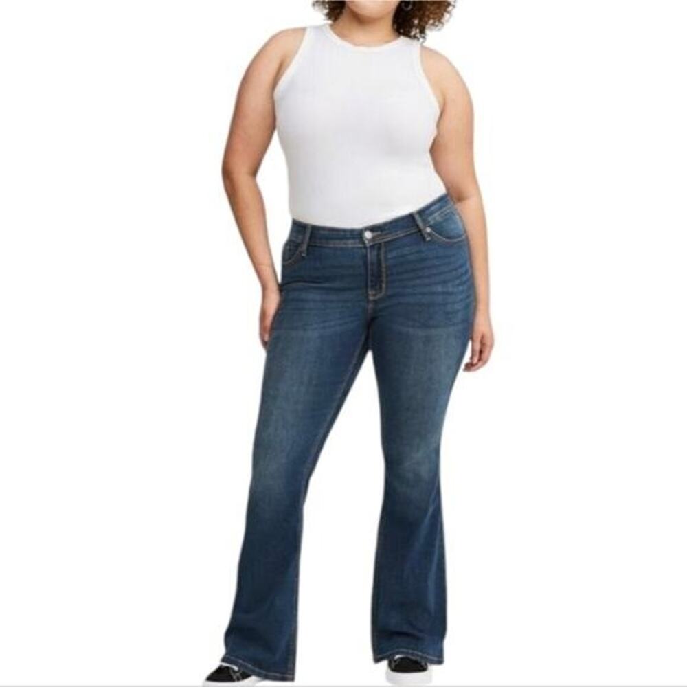 Torrid Medium Wash Easy Relaxed Boot Cut Stretch Casual Jeans Plus Size 24